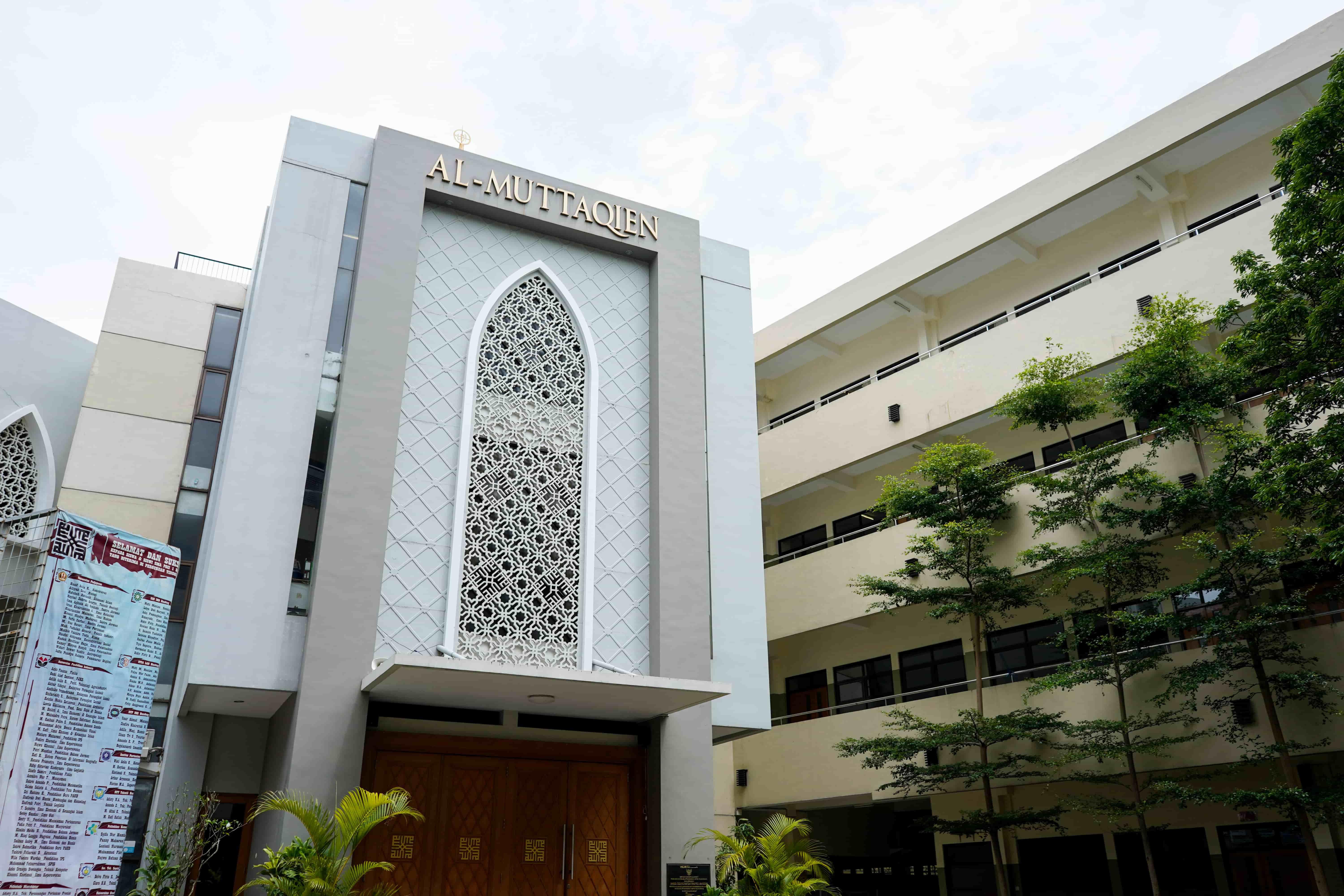 Masjid Al Muttaqien