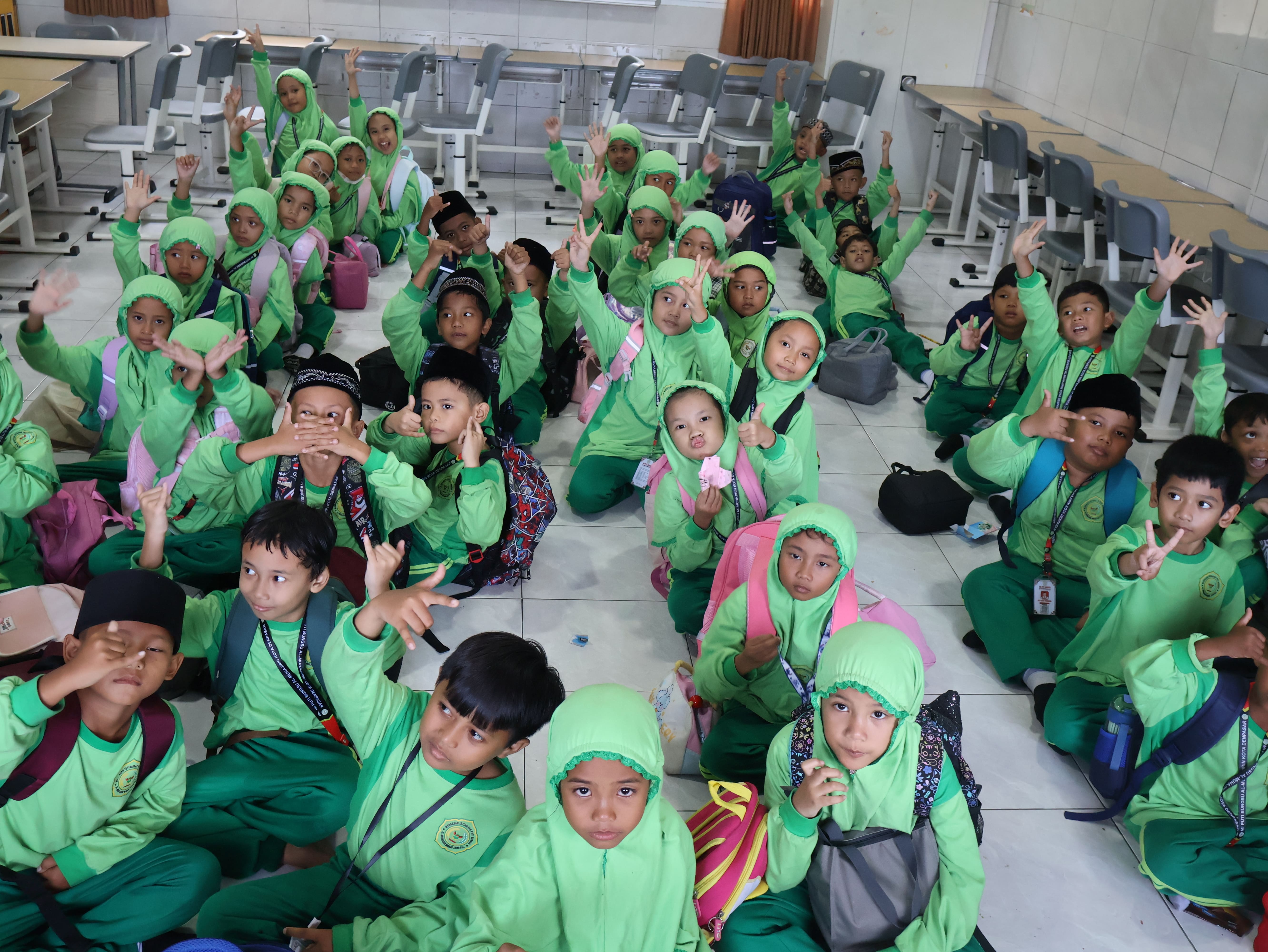 IMUNISASI KELAS 1